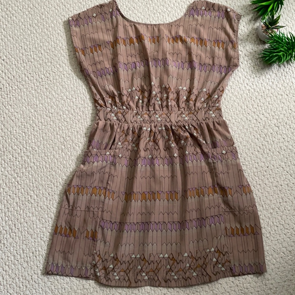 Freshine Boatneck cutout back dress Dress polyester M